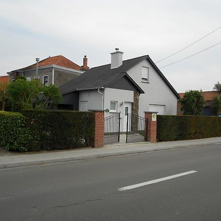 Gite De La Rhosnes Amougies Exteriör bild