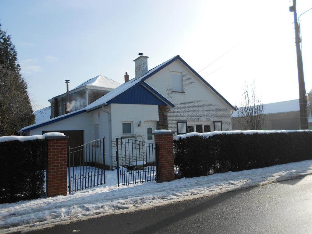 Gite De La Rhosnes Amougies Rum bild